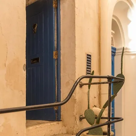 Collection - Old Theatre Apartmán Valletta