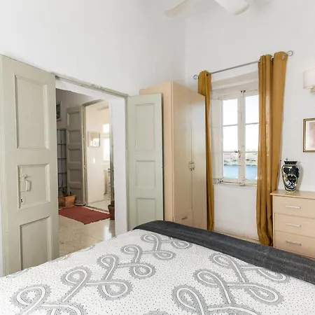 Collection - Old Theatre Apartman Valletta