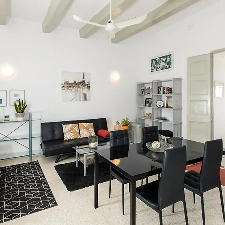 Collection - Old Theatre Lejlighed Valletta